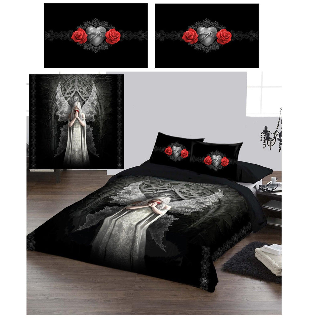 Image of Duvet Cover Set on a Bed & Pillowcase detail