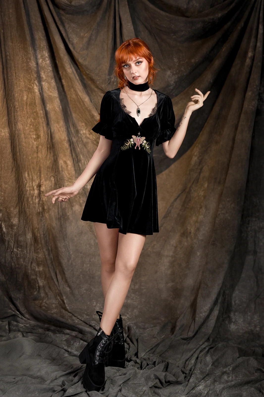 Restyle Midnight Flora Mini Dress Size: XXL